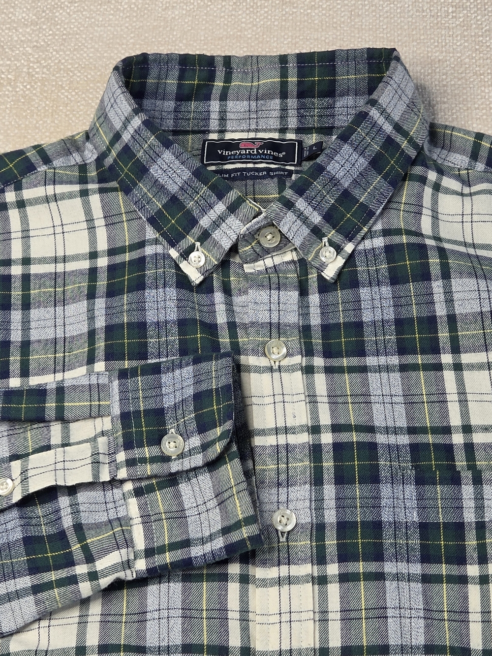Vineyard Vines Performance Tucker Shirt Mens L Slim Fit Lightweight Flannel